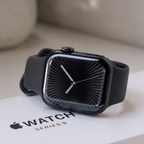 Apple Watch Series 9, GPS + Callular With Stainless Steel / ساعة أبل سيريز 9، مزودة بنظام تحديد المواقع العالمي (GPS) ووظيفة الاتصال، مصنوعة من الفولاذ المقاوم للصدأ.